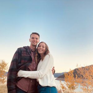 Meet your Posher, Sidnee